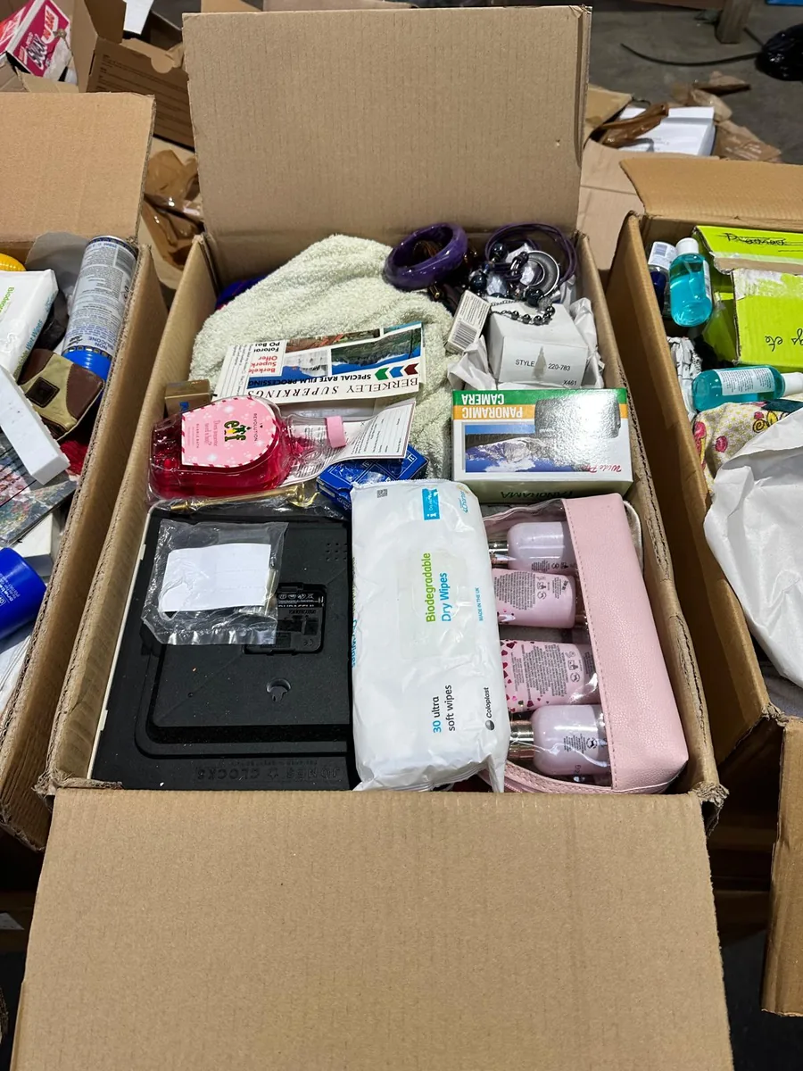 Bric-a-Brac з Англії — побутові товари та декор оптом