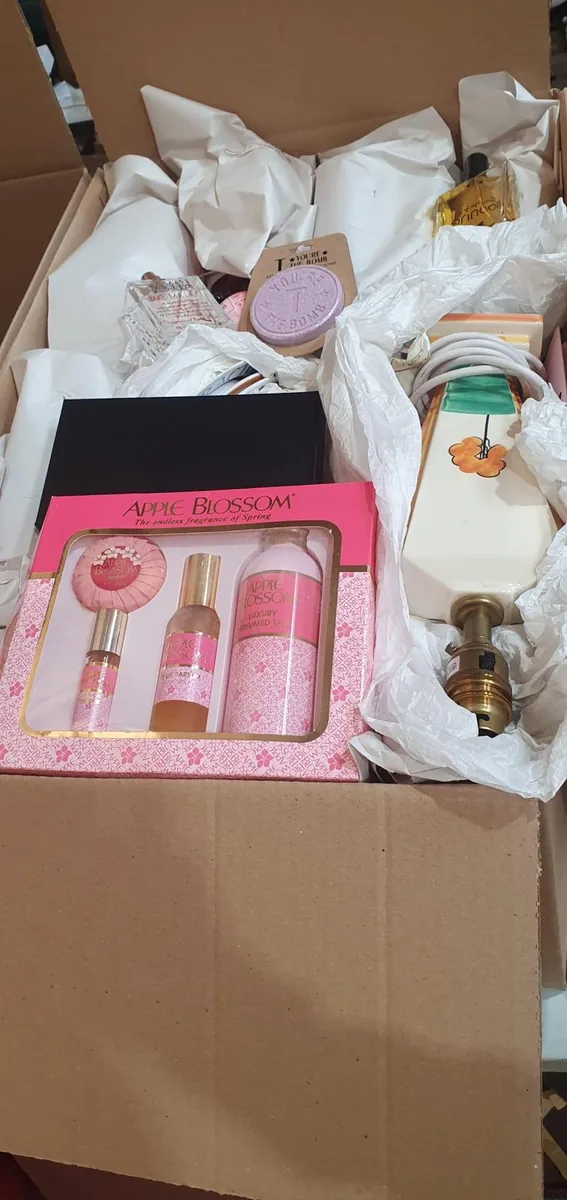 Bric-a-Brac L-TEX — товари для перепродажу з Великобританії